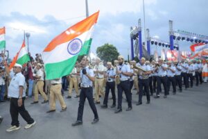 तिरंगा हमारी शान - हमारी पहचान! હર ઘર તિરંગા, હર ઘર સ્વચ્છતા અભિયાન અંતર્ગત આજે સુરત મહાનગર ખાતે કેન્દ્રીય જળશક્તિ મંત્રી અને પ્રદેશ અધ્યક્ષ શ્રી C R Paatil ની વિશેષ ઉપસ્થિતિમાં ભવ્ય તિરંગા યાત્રા યોજાઈ.  આ તિરંગા યાત્રામાં ગૃહ રાજ્યમંત્રી શ્રી હર્ષભાઈ સંઘવી, રાજ્યકક્ષાના મંત્રી શ્રી મુકેશભાઈ પટેલ, મેયર શ્રી દક્ષેશભાઈ માવાણી, સાંસદ શ્રી મુકેશભાઈ દલાલ, મહાનગરના અધ્યક્ષ શ્રી પરેશભાઈ પટેલ સહિત હોદ્દેદારશ્રીઓ, ધારાસભ્યશ્રીઓ અને મોટી સંખ્યામાં નગરજનો ઉપસ્થિત રહ્યાં. #HarGharTiranga #તિરંગા_યાત્રા #TirangaYatra