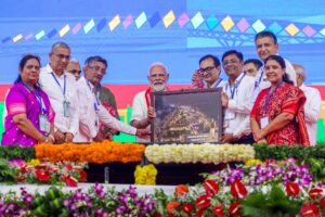 વતનની ધરતી પર આપણા નરેન્દ્રભાઈએ વરસાવી વિકાસની સરવાણી...  ગુજરાતના પનોતા પુત્ર અને દેશના યશસ્વી પ્રધાનમંત્રી શ્રી Narendra Modi જીએ આજે અમદાવાદ ખાતે ₹5,477 કરોડના વિકાસલક્ષી પ્રકલ્પોનું લોકાર્પણ અને ખાતમુહૂર્ત કર્યું અને વિશાળ જનસભાને સંબોધી.  આ વિકાસલક્ષી પ્રકલ્પોમાં રેલવેના ₹1,404 કરોડના પ્રકલ્પો, શહેરી વિકાસ, મહેસૂલ વિભાગ અને અમદાવાદ-ગાંધીનગરમાં વિવિધ સુવિધાઓ માટેના ₹2,644 કરોડના પ્રકલ્પો, ઊર્જા અને પેટ્રોકેમિકલ્સ વિભાગ માટેના ₹1,122 કરોડના પ્રકલ્પો તેમજ માર્ગ અને મકાન વિભાગના ₹307 કરોડના પ્રકલ્પોનો સમાવેશ થાય છે.  આ કાર્યક્રમમાં માનનીય રાજ્યપાલ શ્રી આચાર્ય દેવવ્રતજી, મુખ્યમંત્રી શ્રી Bhupendra Patel , કેન્દ્રીય જળશક્તિ મંત્રી અને પ્રદેશ અધ્યક્ષ શ્રી C R Paatil સહિત મંત્રીશ્રીઓ, સાંસદશ્રીઓ, પદાધિકારીઓ અને હોદ્દેદારો ઉપસ્થિત રહ્યાં.  #ViksitBharatViksitGujarat