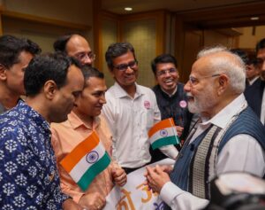 'ભારત માતા કી જય'ના નાદ સાથે ગૂંજ્યું ટોક્યો... ભારતીય સમુદાયના લોકોએ માનનીય પ્રધાનમંત્રી શ્રી Narendra Modi જીનું ટોક્યોમાં ઉષ્માભર્યું સ્વાગત-અભિવાદન કર્યું.