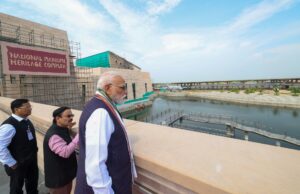 માનનીય પ્રધાનમંત્રી શ્રી Narendra Modi જીએ આજે લોથલ ખાતે નિર્માણ પામી રહેલા નેશનલ મેરિટાઇમ હેરિટેજ કોમ્પ્લેક્ષની મુલાકાત લીધી.  #SamudraSeSamriddhi