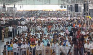માનનીય પ્રધાનમંત્રી શ્રી Narendra Modi જીએ આજે ભાવનગર ખાતે મેરિટાઇમ સેક્ટરના વિવિધ પ્રોજેક્ટ્સનું નિરીક્ષણ કર્યું અને માહિતી મેળવી.  #SamudraSeSamriddhi