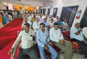 સમગ્ર રાષ્ટ્રમાં પ્રધાનમંત્રી શ્રી Narendra Modi જીના જન્મદિવસની ઉજવણી રૂપે ‘સેવા પખવાડિયું - 2025’ અંતર્ગત અનેક લોક કલ્યાણના કાર્યક્રમોનું આયોજન કરવામાં આવી રહ્યું છે. જે સંદર્ભે મોરબીમાં પ્રબુદ્ધ નાગરિક સંમેલન સંપન્ન થયું. આ સંમેલનમાં ઉપસ્થિત સૌ પ્રબુદ્ધજનોને પ્રદેશ ઉપાધ્યક્ષ ડૉ. ભરતભાઈ બોઘરાએ ‘પ્રધાનમંત્રીશ્રીના જીવન, સિદ્ધિઓ અને વિકસિત ભારત’ વિષય પર સંબોધન કર્યું.  #SevaPakhwada2025