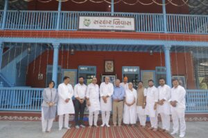 ભારતીય જનતા પાર્ટી, ગુજરાતના પ્રદેશ અધ્યક્ષ શ્રી Jagdish Panchal જીએ તેમના દક્ષિણ ગુજરાતના પ્રવાસ દરમ્યાન લોહપુરુષ સરદાર વલ્લભભાઈ પટેલના નિવાસસ્થાન 'સ્વરાજ આશ્રમ'ની મુલાકાત લઈને શ્રદ્ધાંજલિ અર્પણ કરી. જય સરદાર🙏