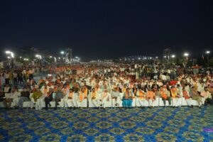 સાબરમતીનો કિનારો થયો ભગવામય...  ભારતીય જનતા પાર્ટી, કર્ણાવતી મહાનગર દ્વારા આજે નવનિયુક્ત પ્રદેશ અધ્યક્ષ શ્રી Jagdish Panchal જીનો ભવ્ય અભિવાદન સમારોહ સાબરમતી રિવરફ્રન્ટ ખાતે સંપન્ન થયો.  આ પ્રસંગે અધ્યક્ષશ્રીએ ઉપસ્થિત સાધુ-સંતોનું પુષ્પો દ્વારા અભિવાદન કર્યું અને સૌ કાર્યકર્તાઓએ સંબોધિત કર્યા.  આ સમારોહમાં પ્રદેશ સંગઠન મહામંત્રી શ્રી રત્નાકરજી, પ્રદેશ મહામંત્રી શ્રી રજનીભાઈ પટેલ, પ્રદેશ કોષાધ્યક્ષ શ્રી સુરેન્દ્રભાઈ પટેલ, કર્ણાવતી મહાનગરના અધ્યક્ષ શ્રી પ્રેરકભાઈ શાહ સહિત મહાનગરના હોદ્દેદારો, સાંસદશ્રીઓ, ધારાસભ્યશ્રીઓ, સામાજિક આગેવાનો અને હજારોની સંખ્યામાં કાર્યકર્તાઓ ઉપસ્થિત રહ્યાં.