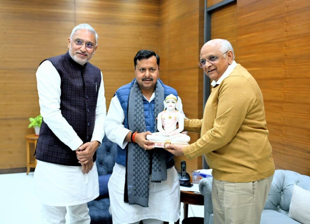 માનનીય મુખ્યમંત્રી શ્રી Bhupendra Patel જી અને પ્રદેશ અધ્યક્ષ શ્રી Jagdish Panchal જીએ આજે નવી દિલ્લી ખાતે ભારતીય જનતા પાર્ટીના રાષ્ટ્રીય કાર્યકારી અધ્યક્ષ આદરણીય શ્રી Nitin Nabin જી સાથે શુભેચ્છા મુલાકાત કરી. માનનીય મુખ્યમંત્રી શ્રી Bhupendra Patel જી અને પ્રદેશ અધ્યક્ષ શ્રી Jagdish Panchal જીએ આજે નવી દિલ્લી ખાતે ભારતીય જનતા પાર્ટીના રાષ્ટ્રીય કાર્યકારી અધ્યક્ષ આદરણીય શ્રી Nitin Nabin જી સાથે શુભેચ્છા મુલાકાત કરી.