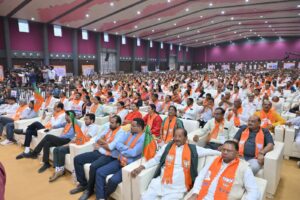 મારું બૂથ, સૌથી મજબૂત  આજે કર્ણાવતી મહાનગર ખાતે માનનીય રાષ્ટ્રીય અધ્યક્ષ શ્રી Nitin Nabin જીની વિશેષ ઉપસ્થિતિમાં બૂથ કાર્યકર્તા સંમેલન યોજાયું. આ કાર્યક્રમમાં પ્રદેશ અધ્યક્ષ શ્રી Jagdish Panchal  તથા મુખ્યમંત્રી શ્રી Bhupendra Patel એ બૂથસ્તરના કાર્યકર્તાઓ સાથે સંવાદ સાધ્યો હતો.  આ અવસરે રાષ્ટ્રીય સંગઠન મહામંત્રી શ્રી બી.એલ.સંતોષજી, પ્રદેશ સંગઠન મહામંત્રી શ્રી રત્નાકરજી, મહાનગરના અધ્યક્ષ શ્રી પ્રેરકભાઈ શાહ, અમદાવાદ જિલ્લા અધ્યક્ષ શ્રી શૈલેષભાઈ દાવડા સહિત હજારોની સંખ્યામાં દેવદુર્લભ કાર્યકર્તાઓ ઉપસ્થિત રહ્યાં.