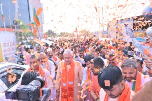 પ્રદેશ અધ્યક્ષ શ્રી Jagdish Panchal એ આજે દાહોદ વિધાનસભાના 'બૂથ કાર્યકર્તા સંમેલન'માં બૂથસ્તરના કાર્યકર્તાઓ સાથે સંવાદ કર્યો.  આ અવસરે પ્રદેશ મહામંત્રી શ્રી હિતેન્દ્રસિંહ ચૌહાણ, પ્રદેશ મંત્રી શ્રી શંકરભાઈ અમલિયાર, રાજ્યકક્ષાના મંત્રી શ્રી રમેશભાઈ કટારા, સાંસદ શ્રી જસવંતસિંહ ભાભોર, જિલ્લા પ્રમુખ શ્રી સ્નેહલભાઈ ધરિયા સહિત જિલ્લાના હોદેદારો અને મોટી સંખ્યામાં કાર્યકર્તાઓ ઉપસ્થિત રહ્યાં.