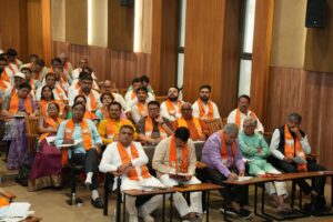 પ્રદેશ અધ્યક્ષ શ્રી Jagdish Panchal ની અધ્યક્ષતામાં આજે પ્રદેશ કાર્યાલય 'શ્રી કમલમ્' ખાતે આગામી સ્થાનિક સ્વરાજ્યની ચૂંટણી સંદર્ભે બેઠક યોજાઈ.  આ બેઠકમાં પ્રદેશ સંગઠન મહામંત્રી શ્રી રત્નાકરજી, પ્રદેશ મહામંત્રી ડૉ.પ્રશાંતભાઈ કોરાટ, પ્રદેશ ચૂંટણી સંચાલન સમિતિના સંયોજક શ્રી ગોરધનભાઈ ઝડફીયા સહિત હોદ્દેદારો ઉપસ્થિત રહ્યાં.