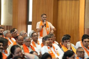 પ્રદેશ અધ્યક્ષ શ્રી Jagdish Panchal ની અધ્યક્ષતામાં આજે પ્રદેશ કાર્યાલય 'શ્રી કમલમ્' ખાતે આગામી સ્થાનિક સ્વરાજ્યની ચૂંટણી સંદર્ભે બેઠક યોજાઈ.  આ બેઠકમાં પ્રદેશ સંગઠન મહામંત્રી શ્રી રત્નાકરજી, પ્રદેશ મહામંત્રી ડૉ.પ્રશાંતભાઈ કોરાટ, પ્રદેશ ચૂંટણી સંચાલન સમિતિના સંયોજક શ્રી ગોરધનભાઈ ઝડફીયા સહિત હોદ્દેદારો ઉપસ્થિત રહ્યાં.