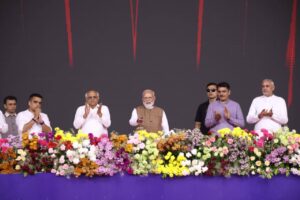 વાવ-થરાદથી સમગ્ર ગુજરાતમાં વહી વિકાસની સરવાણી... લાખોની જનમેદની વચ્ચે વિશ્વના સૌથી લોકપ્રિય નેતા અને આપણા યશસ્વી પ્રધાનમંત્રી શ્રી Narendra Modi જીએ ₹19,800 કરોડથી વધુના વિકાસકાર્યોનું ખાતમુહૂર્ત અને લોકાર્પણ કર્યું.  આ પ્રસંગે માનનીય મુખ્યમંત્રી શ્રી Bhupendra Patel , વિધાનસભાના અધ્યક્ષ શ્રી શંકરભાઈ ચૌધરી, પ્રદેશ અધ્યક્ષ શ્રી Jagdish Panchal , નાયબ મુખ્યમંત્રી શ્રી Harsh Sanghavi  તથા રાજ્ય સરકારના મંત્રીશ્રીઓ, જિલ્લાના પદાધિકારીઓ, ધારાસભ્યો અને લાખોની સંખ્યામાં નાગરિકો ઉપસ્થિત રહ્યાં. #ViksitBharatViksitGujarat