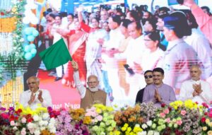વાવ-થરાદથી સમગ્ર ગુજરાતમાં વહી વિકાસની સરવાણી... લાખોની જનમેદની વચ્ચે વિશ્વના સૌથી લોકપ્રિય નેતા અને આપણા યશસ્વી પ્રધાનમંત્રી શ્રી Narendra Modi જીએ ₹19,800 કરોડથી વધુના વિકાસકાર્યોનું ખાતમુહૂર્ત અને લોકાર્પણ કર્યું.  આ પ્રસંગે માનનીય મુખ્યમંત્રી શ્રી Bhupendra Patel , વિધાનસભાના અધ્યક્ષ શ્રી શંકરભાઈ ચૌધરી, પ્રદેશ અધ્યક્ષ શ્રી Jagdish Panchal , નાયબ મુખ્યમંત્રી શ્રી Harsh Sanghavi  તથા રાજ્ય સરકારના મંત્રીશ્રીઓ, જિલ્લાના પદાધિકારીઓ, ધારાસભ્યો અને લાખોની સંખ્યામાં નાગરિકો ઉપસ્થિત રહ્યાં. #ViksitBharatViksitGujarat