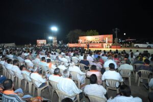 આજે ડભોઈના થુવાવી ખાતે આયોજિત 'વિકાસ સંકલ્પ સભા'માં પ્રદેશ અધ્યક્ષ શ્રીજગદીશ પંચાલે નાગરિકો અને કાર્યકર્તાઓ સાથે સંવાદ કર્યો. આ પ્રસંગે પ્રદેશ અધ્યક્ષશ્રીએ સ્થાનિક સ્વરાજ્યની ચૂંટણીમાં ભાજપને પ્રચંડ બહુમતીથી વિજયી બનાવવા માટે સૌને આહ્વાન કર્યું.