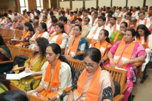 સક્ષમ કાર્યકર્તા, સશક્ત સંગઠન  પંડિત દીનદયાળ ઉપાધ્યાય પ્રશિક્ષણ મહાઅભિયાન 2026 અંતર્ગત આજે પ્રદેશ કાર્યાલય 'શ્રી કમલમ્' ખાતે પ્રદેશ અધ્યક્ષ શ્રી Jagdish Panchal ની અધ્યક્ષતામાં તેમજ રાષ્ટ્રીય સહ સંગઠન મહામંત્રી અને અભિયાનના સંયોજક શ્રી શિવપ્રકાશજી તથા મુખ્યમંત્રી શ્રી Bhupendra Patel ની વિશેષ ઉપસ્થિતિમાં 'પ્રદેશ આયોજન બેઠક' યોજાઈ.  આ પ્રસંગે નાયબ મુખ્યમંત્રી શ્રી Harsh Sanghavi , પ્રદેશ સંગઠન મહામંત્રી શ્રી રત્નાકરજી, મધ્ય અને પશ્ચિમ ઝોનના ઇન્ચાર્જ શ્રી કે.સી.પટેલ, પ્રદેશ મહામંત્રીશ્રીઓ સહિત પ્રદેશ પદાધિકારીશ્રીઓ, જિલ્લા/મહાનગરના પ્રમુખશ્રીઓ, મહામંત્રીઓશ્રીઓ અને પ્રભારીઓશ્રીઓ ઉપસ્થિત રહ્યાં