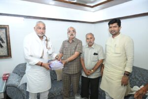 પ્રદેશ અધ્યક્ષ શ્રીજગદીશ પંચાલે નર્મદા જિલ્લાના થરી ગામ ખાતે પૂર્વ APMC ચેરમેન શ્રી વિક્રમસિંહ રાઠોડના નિવાસસ્થાને શુભેચ્છા મુલાકાત કરી.