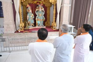 પ્રદેશ અધ્યક્ષ શ્રી જગદીશ પંચાલે આજે અમદાવાદના પીરાણા સ્થિત પ્રેરણાપીઠ તીર્થધામ ખાતે દર્શન કર્યા અને સૌની સુખાકારી માટે પ્રાર્થના કરી.
