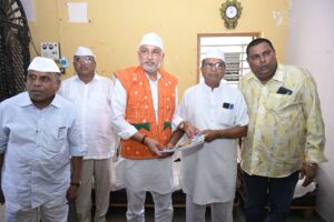 પ્રદેશ અધ્યક્ષ શ્રીજગદીશ પંચાલે  દાહોદના લીમખેડા ખાતે વરિષ્ઠ આગેવાનો સાથે મુલાકાત કરી.