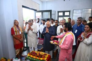 સમાજના અંતિમ છેડાના માનવી સુધી શિક્ષણનો ઉજાસ!  માનનીય મુખ્યમંત્રી શ્રી Bhupendra Patel અને પ્રદેશ અધ્યક્ષ શ્રી Jagdish Panchal ની વિશેષ ઉપસ્થિતિમાં આજે કલોલના પાનસર ખાતે વિચરતા સમુદાય સમર્થન મંચ અને ડૉ.કે.આર.શ્રોફ ફાઉન્ડેશન સંચાલિત શાંતિ નિવાસ હોસ્ટેલનું લોકાર્પણ અને વલ્લભ વિદ્યા વિહાર શાળાનું ભૂમિપૂજન સંપન્ન થયું.