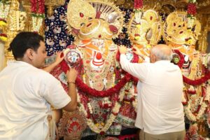 માનનીય મુખ્યમંત્રી શ્રી ભૂપેન્દ્ર પટેલ અને પ્રદેશ અધ્યક્ષ શ્રી જગદીશ પંચાલે આજે અમદાવાદના જગન્નાથજીના મંદિરે દર્શન કર્યા અને સૌની સુખાકારી માટે પ્રાર્થના કરી.  જય જગન્નાથ 🙏