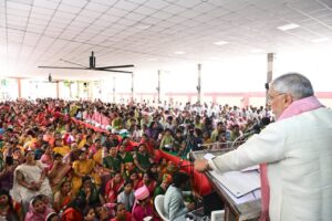 પ્રદેશ અધ્યક્ષ શ્રી Jagdish Panchal એ આજે અમદાવાદના ઓઢવ ખાતે ચાતુર્માસ (વર્ષાયોગ 2026) અર્થે પધારેલ પૂજ્ય મુનિશ્રીઓના સ્વાગત માટે આયોજિત ભવ્ય મંગલ પ્રવેશ કાર્યક્રમમાં ઉપસ્થિત રહી પૂજ્ય મુનિશ્રીઓના આશીર્વાદ મેળવ્યા.