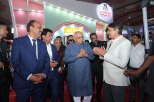 માનનીય મુખ્યમંત્રી શ્રી Bhupendra Patel એ અમદાવાદ ખાતે આયોજિત 'વાઇબ્રન્ટ ઇન્ડિયા સ્ટેનલેસ સ્ટીલ એક્ઝિબિશન-2026'ની મુલાકાત લીધી. આ પ્રસંગે માનનીય મુખ્યમંત્રીશ્રીએ વિવિધ સ્ટોલ્સની મુલાકાત લઈ દેશભરમાંથી આવેલા પ્રદર્શકો, ઉત્પાદકો અને ઉદ્યોગસાહસિકો પાસેથી તેમના ઉત્પાદનો વિશેની જાણકારી મેળવી તેમનો ઉત્સાહ વધાર્યો.