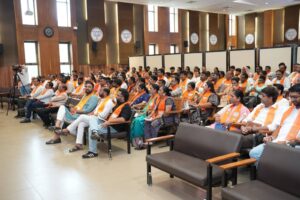 પ્રદેશ અધ્યક્ષ શ્રી Jagdish Panchal ની અધ્યક્ષતામાં આજે પ્રદેશ કાર્યાલય 'શ્રી કમલમ્' ખાતે માનનીય પ્રધાનમંત્રી શ્રી Narendra Modi જીના 'મન કી બાત' કાર્યક્રમની કાર્યશાળા યોજાઈ.  આ કાર્યશાળામાં પ્રદેશ સંગઠન મહામંત્રી શ્રી રત્નાકરજી, મન કી બાત કાર્યક્રમના પ્રદેશ સંયોજક શ્રીમતી વર્ષાબેન દોશી સહિત હોદ્દેદારો અને કાર્યક્રમના ઇન્ચાર્જશ્રીઓ ઉપસ્થિત રહ્યાં.