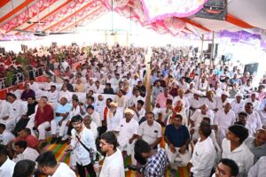 પ્રદેશ અધ્યક્ષ શ્રી Jagdish Panchal ની વિશેષ ઉપસ્થિતિમાં આજે બનાસકાંઠાના પવિત્ર મગરવાડા તીર્થ ખાતે પરમ પૂજ્ય ગચ્છાધિપતિ આચાર્ય દેવશ્રી પ્રદ્યુમ્ન વિમલ સૂરીશ્વરજી મહારાજ સાહેબનો ભવ્ય નગર પ્રવેશ મહોત્સવ યોજાયો.  આ મંગલમય અવસરે પ્રદેશ અધ્યક્ષશ્રીએ પૂજ્ય સંતો-મહંતોના દર્શન કરી આશીર્વાદ પ્રાપ્ત કર્યા.