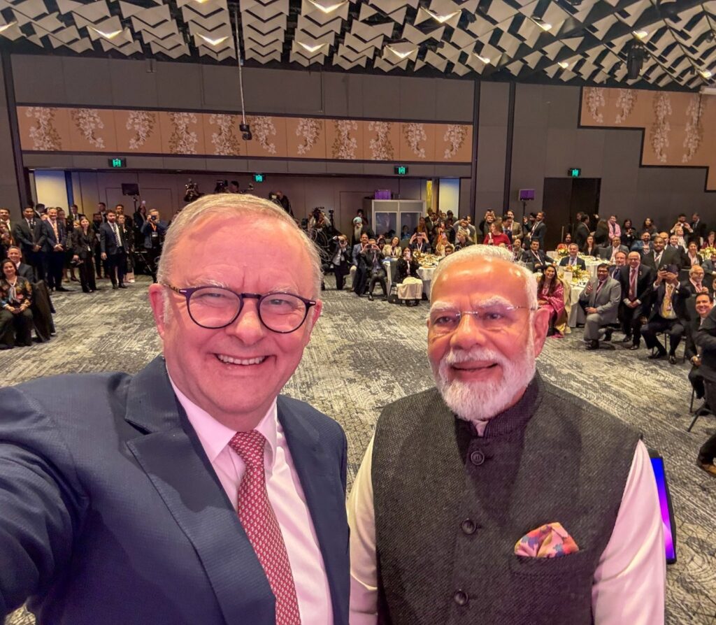 સંબંધોની સેલ્ફી... 🇮🇳🤝🇦🇺
