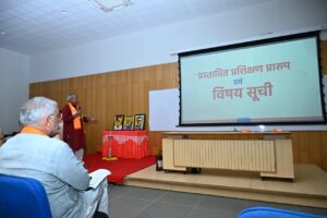 પંડિત દીનદયાળ ઉપાધ્યાય પ્રશિક્ષણ મહાઅભિયાન અંતર્ગત આજે કલોલ ખાતે પ્રદેશ અધ્યક્ષ શ્રી Jagdish Panchal ની અધ્યક્ષતામાં અને પ્રદેશ સંગઠન મહામંત્રી શ્રી રત્નાકરજીની વિશેષ ઉપસ્થિતિમાં જિલ્લા-મહાનગર પ્રશિક્ષણ વર્ગ સંદર્ભે પ્રશિક્ષક પ્રશિક્ષણ કાર્યશાળા તથા આયોજન બેઠક યોજાઈ.