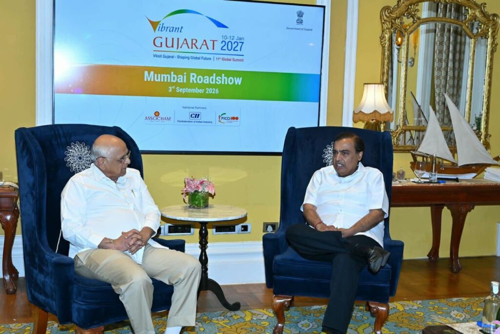 માનનીય મુખ્યમંત્રી શ્રી Bhupendra Patel એ વાઈબ્રન્ટ ગુજરાત ગ્લોબલ સમિટ 2027 અંતર્ગત રિલાયન્સ ઇન્ડસ્ટ્રીઝના ચેરમેન શ્રી મુકેશભાઈ અંબાણી સાથે મુલાકાત કરી.  #VGGS2027