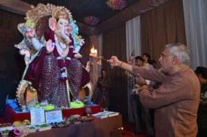 ॥ શ્રી ગણેશાય નમઃ ॥  આજે નિકોલ વિધાનસભાના વિવિધ વિસ્તારોમાં આયોજિત ગણેશ મહોત્સવમાં ઉપસ્થિત રહી પ્રદેશ અધ્યક્ષ શ્રી Jagdish Panchal એ વિઘ્નહર્તા ભગવાન શ્રી ગણેશજીના દર્શન કરી પૂજા-અર્ચના કરી. આ પાવન અવસરે પ્રદેશ અધ્યક્ષશ્રીએ ભગવાન શ્રી ગણેશજી સમક્ષ સૌના સુખ, શાંતિ, સમૃદ્ધિ અને સુખાકારી માટે પ્રાર્થના કરી.  ગણપતિ બાપ્પા મોરિયા!