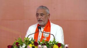 'નમો કમલમ્' - સંગઠનથી જનસેવા સુધી, સંકલ્પથી સિદ્ધિ સુધીની યાત્રાનું નવું કેન્દ્ર!  માનનીય પ્રધાનમંત્રી શ્રી Narendra Modi જીના શુભહસ્તે નવસારી જિલ્લા ભાજપ કાર્યાલય 'નમો કમલમ્'નું લોકાર્પણ થયું. આ અવસરે કાર્યકર્તાઓ અને નગરજનોને સંબોધિત કરી માનનીય પ્રધાનમંત્રીશ્રીએ સંગઠનની શક્તિ, કાર્યકર્તાઓની નિષ્ઠા અને જનસેવાના સંકલ્પને વધુ મજબૂત બનાવવાનો સંદેશ આપ્યો. આ પ્રસંગે માનનીય મુખ્યમંત્રી શ્રી Bhupendra Patel , પ્રદેશ અધ્યક્ષ શ્રી Jagdish Panchal , કેન્દ્રીય જળશક્તિ મંત્રી શ્રી C R Paatil , નાયબ મુખ્યમંત્રી શ્રી Harsh Sanghavi તથા રાજ્ય સરકારના મંત્રીશ્રીઓ અને સંગઠનના હોદ્દેદારો વિશેષ ઉપસ્થિત રહ્યાં. #NamoKamalamNavsari
