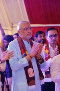 આજે અમદાવાદના ન્યુ રાણીપ ખાતે ડિવાઇન યુનિટી ગ્રુપ આયોજિત 'વિનાયક વંદના 2026' ગણેશ મહોત્સવમાં પ્રદેશ અધ્યક્ષ શ્રી Jagdish Panchal એ ઉપસ્થિત રહી પૂજા-અર્ચના કરી. ગણપતિ બાપ્પા મોરિયા!