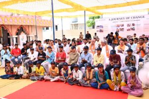 આણંદ જિલ્લાના સાગોળપુરા ખાતે પ્રદેશ અધ્યક્ષ શ્રી Jagdish Panchal એ કાર્યકર્તાઓ અને યુવાનો સાથે માનનીય પ્રધાનમંત્રી શ્રી નરેન્દ્ર મોદીજીના #MannKiBaat કાર્યક્રમનું સામૂહિક શ્રવણ કર્યું.