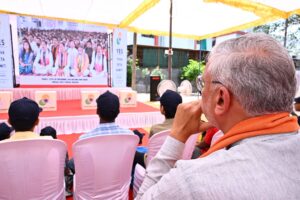 આણંદ જિલ્લાના સાગોળપુરા ખાતે પ્રદેશ અધ્યક્ષ શ્રી Jagdish Panchal એ કાર્યકર્તાઓ અને યુવાનો સાથે માનનીય પ્રધાનમંત્રી શ્રી નરેન્દ્ર મોદીજીના #MannKiBaat કાર્યક્રમનું સામૂહિક શ્રવણ કર્યું.