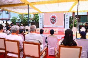 આણંદ જિલ્લાના સાગોળપુરા ખાતે પ્રદેશ અધ્યક્ષ શ્રી Jagdish Panchal એ કાર્યકર્તાઓ અને યુવાનો સાથે માનનીય પ્રધાનમંત્રી શ્રી નરેન્દ્ર મોદીજીના #MannKiBaat કાર્યક્રમનું સામૂહિક શ્રવણ કર્યું.