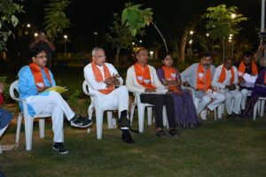 મજબૂત સંગઠન, સક્રિય કાર્યકર્તા અને જનસેવાનો સંકલ્પ! ગાંધીનગર મહાનગરપાલિકા ચૂંટણી અંતર્ગત આજે પ્રદેશ અધ્યક્ષ શ્રી Jagdish Panchal એ વોર્ડ નં. 5 અને 7ની બૂથ સંકલન બેઠકમાં કાર્યકર્તાઓ સાથે સંવાદ કરી ચૂંટણીલક્ષી આયોજન અંગે માર્ગદર્શન આપ્યું