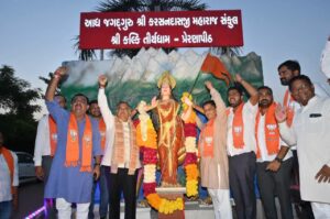 પ્રદેશ પ્રભારી શ્રી Tarun Chugh જીએ આજે ગાંધીનગર મહાનગર અને અમદાવાદ જિલ્લાની વિવિધ બેઠકોમાં સહભાગી થઈ હોદ્દેદારો સાથે સંગઠનાત્મક ચર્ચા કરી અને માર્ગદર્શન આપ્યું.