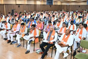 કેવડિયા ખાતે પ્રદેશ અધ્યક્ષ શ્રી Jagdish Panchal અને પ્રદેશ સહ પ્રભારી શ્રીમતી ગોમતી સાયજીની વિશેષ ઉપસ્થિતિમાં પ્રદેશ અનુસૂચિત જનજાતિ મોરચાની કારોબારી બેઠક યોજાઈ. આ બેઠકમાં પ્રદેશ સંગઠન મહામંત્રી શ્રી રત્નાકરજી, પ્રદેશ ઉપાધ્યક્ષ શ્રીમતી ગીતાબેન રાઠવા, પ્રદેશ અનુસૂચિત જનજાતિ મોરચાના પ્રમુખ શ્રી ગણપતસિંહ વસાવા સહિત હોદ્દેદારો ઉપસ્થિત રહ્યા