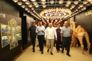 ભારતની સાંસ્કૃતિક વિવિધતા, સમૃદ્ધ વિરાસત અને રાષ્ટ્રીય એકતાની રોશનીથી ઝળહળી ઊઠ્યું એકતાનગર! માનનીય મુખ્યમંત્રી શ્રી Bhupendra Patel આજે 'એકતા પ્રકાશ પર્વ-2026'નો શુભારંભ કરાવ્યો. તા.15 જાન્યુઆરી, 2027 સુધી ચાલનારો આ પ્રકાશોત્સવ માનનીય પ્રધાનમંત્રી શ્રી Narendra Modi જીના 'એક ભારત, શ્રેષ્ઠ ભારત' અને 'વિકાસ ભી, વિરાસત ભી'ના સંકલ્પને સાકાર કરતી ભારતની વૈવિધ્યસભર સંસ્કૃતિ અને આધુનિક વિકાસની મનમોહક ઝાંખી પ્રસ્તુત કરશે. #EktaPrakashParv2026