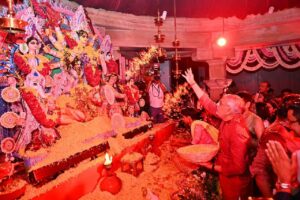 નવરાત્રિના પાવન પર્વે પ્રદેશ અધ્યક્ષ શ્રી Jagdish Panchal એ ગાંધીનગરની કર્ણાવતી યુનિવર્સિટી ખાતે આયોજિત દુર્ગા પૂજામાં સહભાગી થઈ મા દુર્ગાની પૂજા-અર્ચના કરી અને સૌના સુખ, સમૃદ્ધિ તથા કલ્યાણ માટે પ્રાર્થના કરી. જય મા દુર્ગા