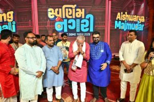 નવરાત્રિના પાવન પર્વે પ્રદેશ અધ્યક્ષ શ્રી Jagdish Panchal એ અમદાવાદના વિવિધ સ્થળોએ આયોજિત નવરાત્રિ મહોત્સવમાં ઉપસ્થિત રહી ઉત્સવની ભક્તિમય ઉજવણીમાં સહભાગી થયા.