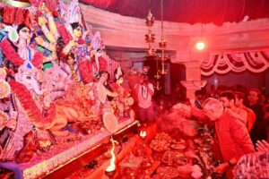 નવરાત્રિના પાવન પર્વે પ્રદેશ અધ્યક્ષ શ્રી Jagdish Panchal એ ગાંધીનગરની કર્ણાવતી યુનિવર્સિટી ખાતે આયોજિત દુર્ગા પૂજામાં સહભાગી થઈ મા દુર્ગાની પૂજા-અર્ચના કરી અને સૌના સુખ, સમૃદ્ધિ તથા કલ્યાણ માટે પ્રાર્થના કરી. જય મા દુર્ગા