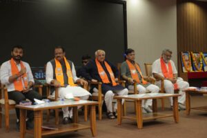 માનનીય મુખ્યમંત્રી શ્રી Bhupendra Patel ની વિશેષ ઉપસ્થિતિમાં આજે મોરબી ખાતે સૌરાષ્ટ્ર ઝોનના ચૂંટાયેલા જનપ્રતિનિધિઓની બેઠક યોજાઈ.
